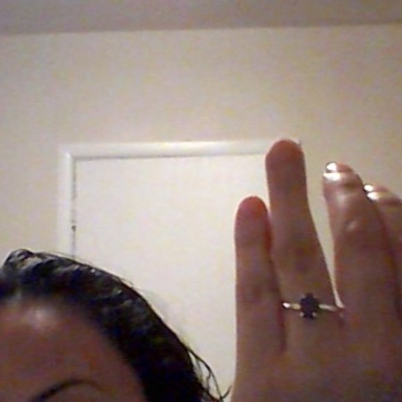 Imitation Jewelry - Picture 1 of 3